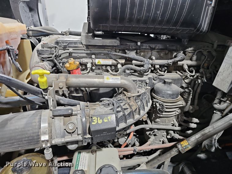 image for item DP6598 2016 Western Star 5700XE semi truck