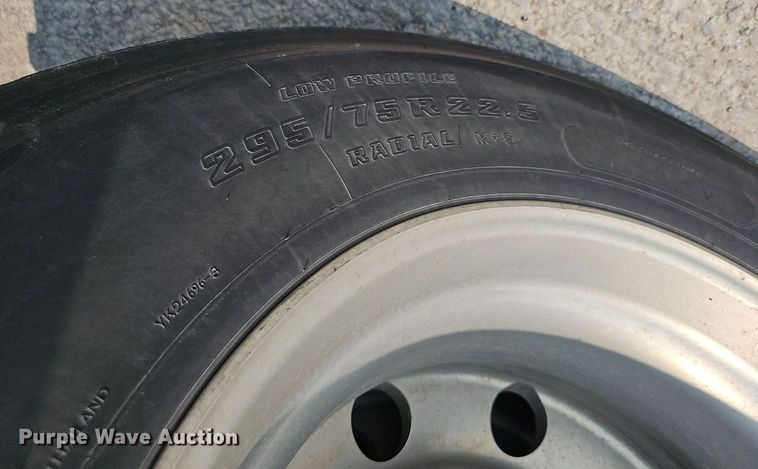 image for item DP6598 2016 Western Star 5700XE semi truck