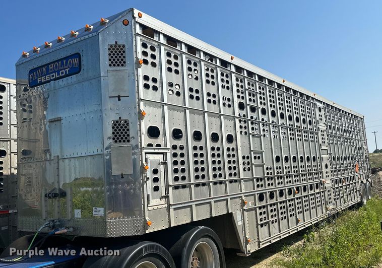 image for item DP8428 2008 Wilson PSDCL-402BP livestock trailer