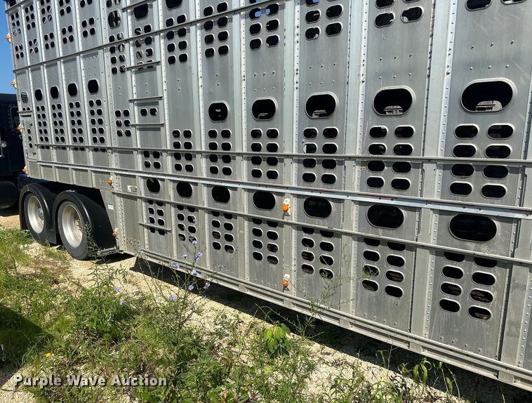 image for item DP8428 2008 Wilson PSDCL-402BP livestock trailer