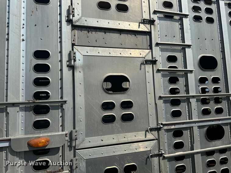 image for item DP8428 2008 Wilson PSDCL-402BP livestock trailer