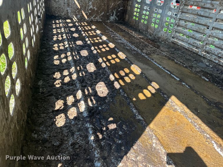 image for item DP8428 2008 Wilson PSDCL-402BP livestock trailer