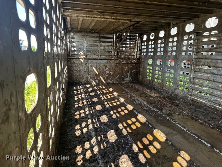 image for item DP8428 2008 Wilson PSDCL-402BP livestock trailer