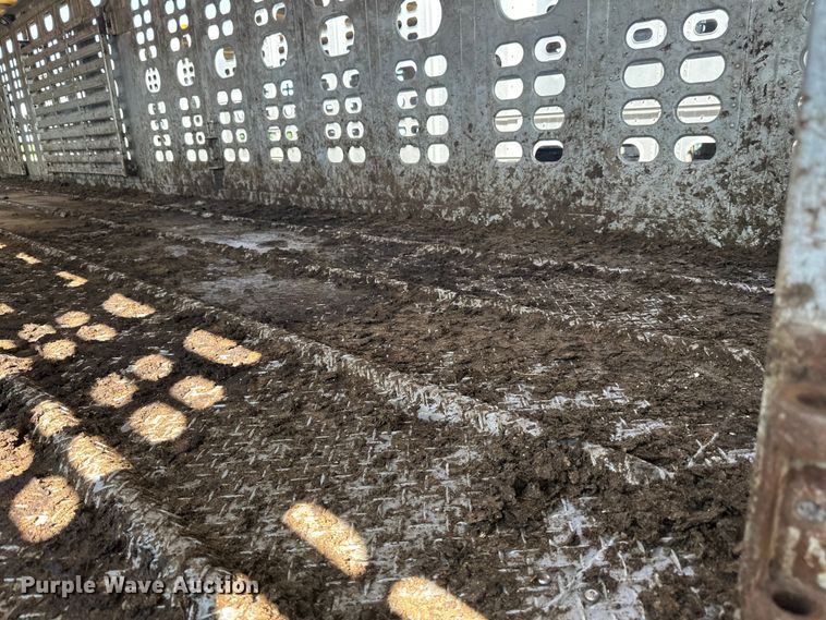 image for item DP8428 2008 Wilson PSDCL-402BP livestock trailer