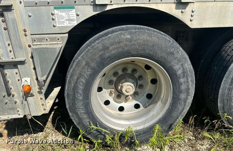 image for item DP8428 2008 Wilson PSDCL-402BP livestock trailer