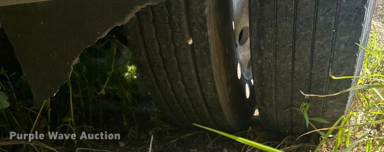 image for item DP8428 2008 Wilson PSDCL-402BP livestock trailer