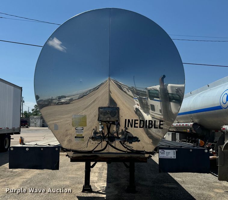 image for item DQ6867 1993 Polar tank trailer