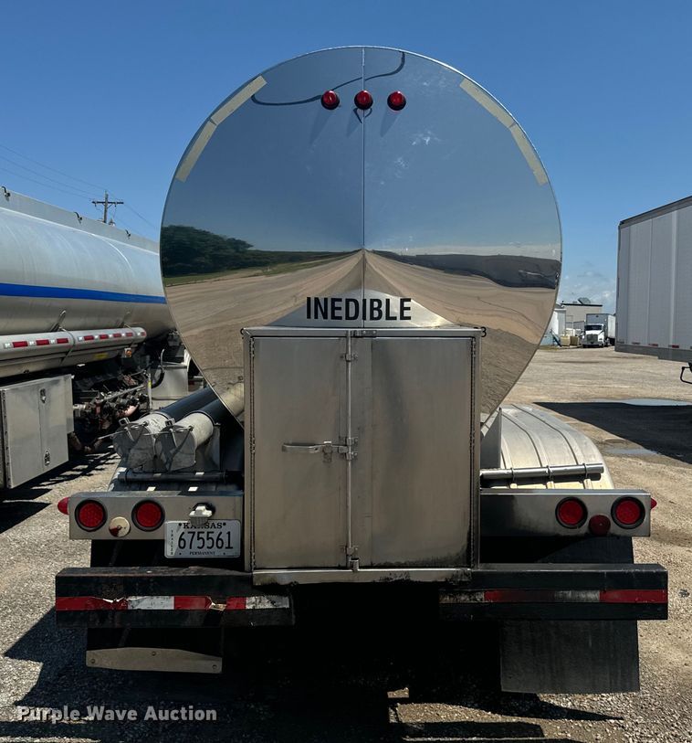 image for item DQ6867 1993 Polar tank trailer