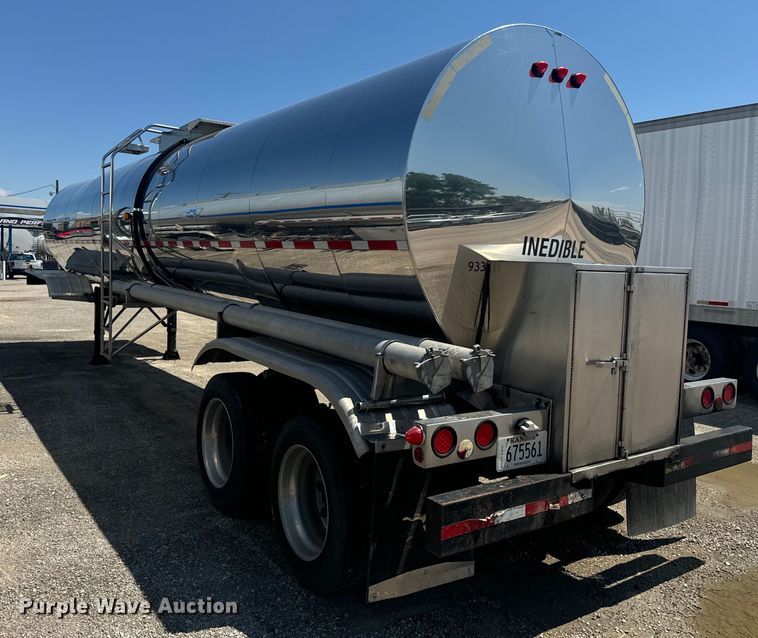 image for item DQ6867 1993 Polar tank trailer