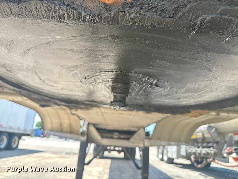 image for item DQ6867 1993 Polar tank trailer