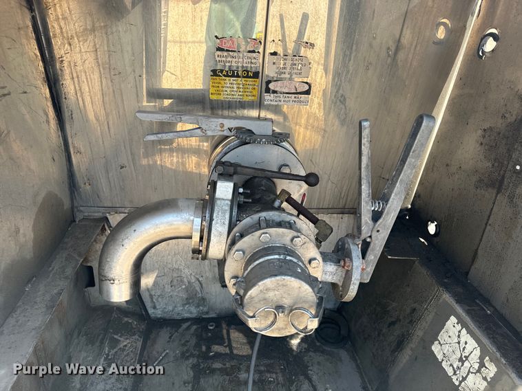 image for item DQ6867 1993 Polar tank trailer