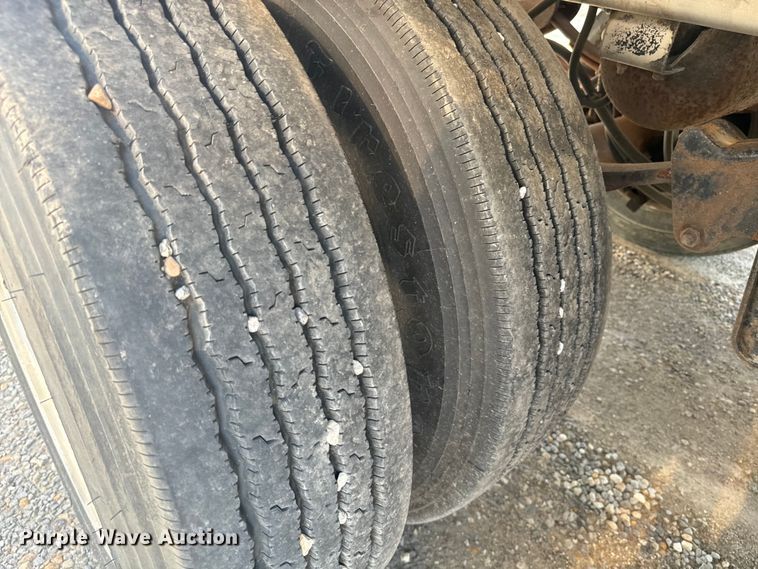 image for item DQ6867 1993 Polar tank trailer