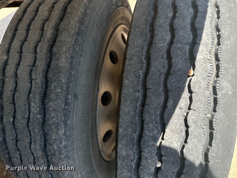 image for item DQ6867 1993 Polar tank trailer