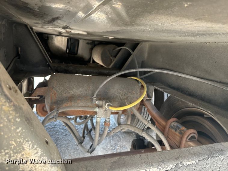 image for item DQ6867 1993 Polar tank trailer