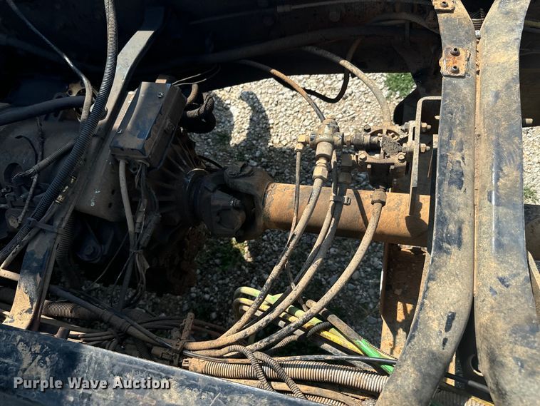 image for item DX1039 1997 Volvo WX64 truck cab and chassis