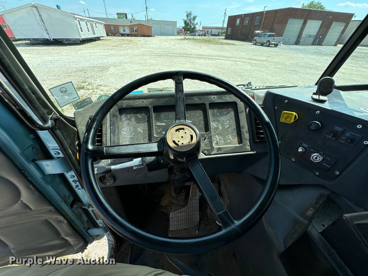 image for item DX1039 1997 Volvo WX64 truck cab and chassis