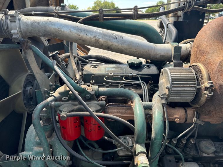 image for item DX1039 1997 Volvo WX64 truck cab and chassis