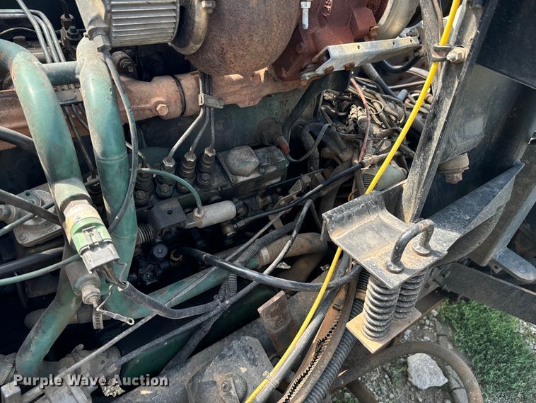 image for item DX1039 1997 Volvo WX64 truck cab and chassis