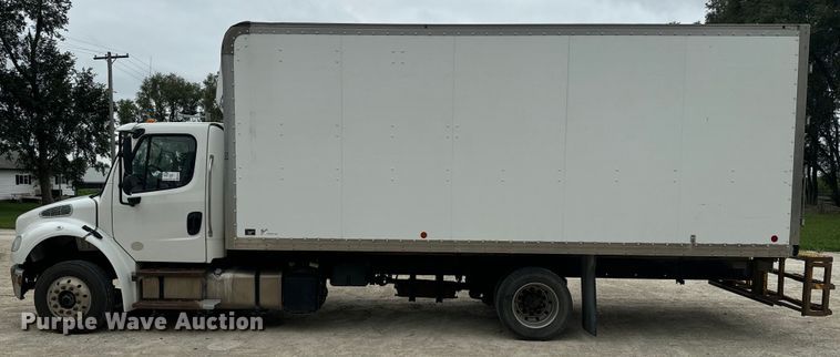 image for item EE7477 2017 Freightliner  Business Class M2 box truck