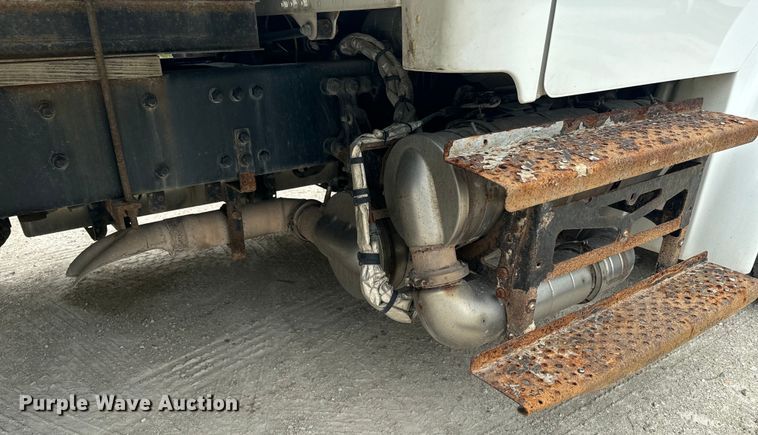 image for item EE7477 2017 Freightliner  Business Class M2 box truck