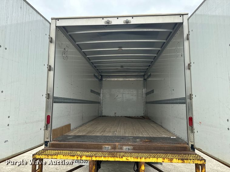 image for item EE7477 2017 Freightliner  Business Class M2 box truck