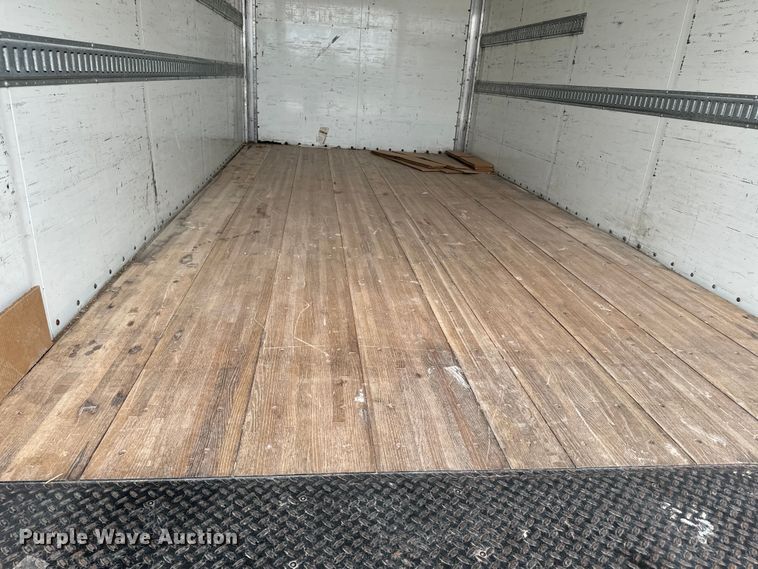 image for item EE7477 2017 Freightliner  Business Class M2 box truck