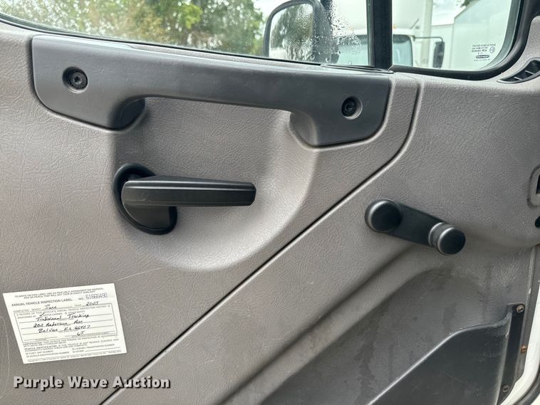 image for item EE7477 2017 Freightliner  Business Class M2 box truck