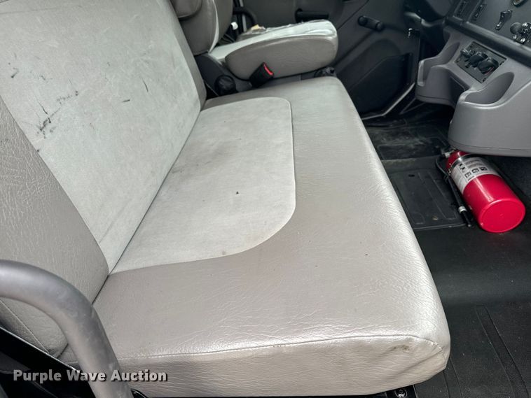 image for item EE7477 2017 Freightliner  Business Class M2 box truck