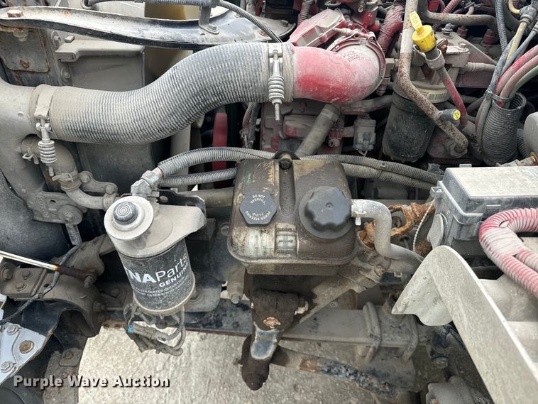 image for item EE7477 2017 Freightliner  Business Class M2 box truck