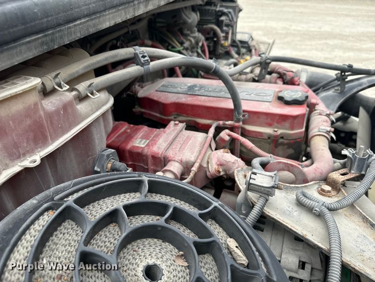 image for item EE7477 2017 Freightliner  Business Class M2 box truck