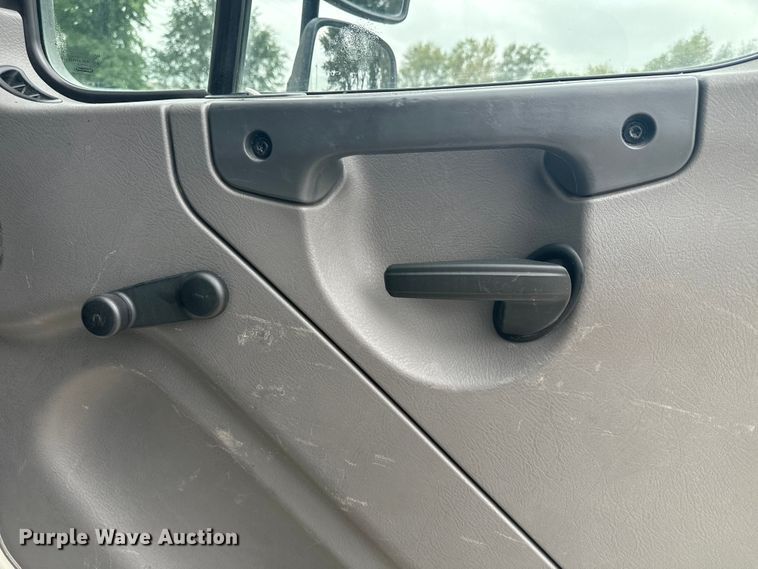 image for item EE7478 2017 Freightliner  Business Class M2 box truck