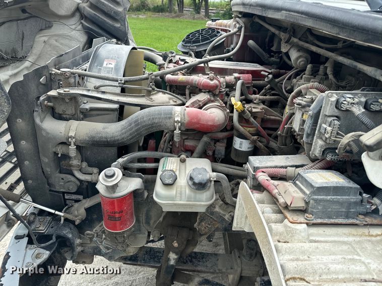 image for item EE7478 2017 Freightliner  Business Class M2 box truck