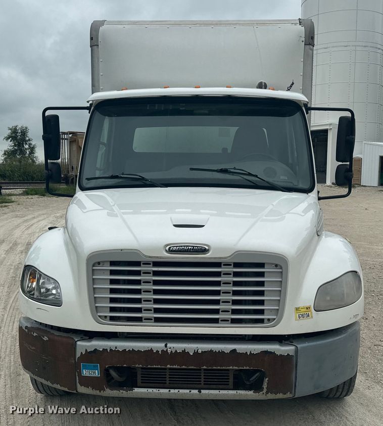 image for item EE7479 2015 Freightliner  Business Class M2 box truck