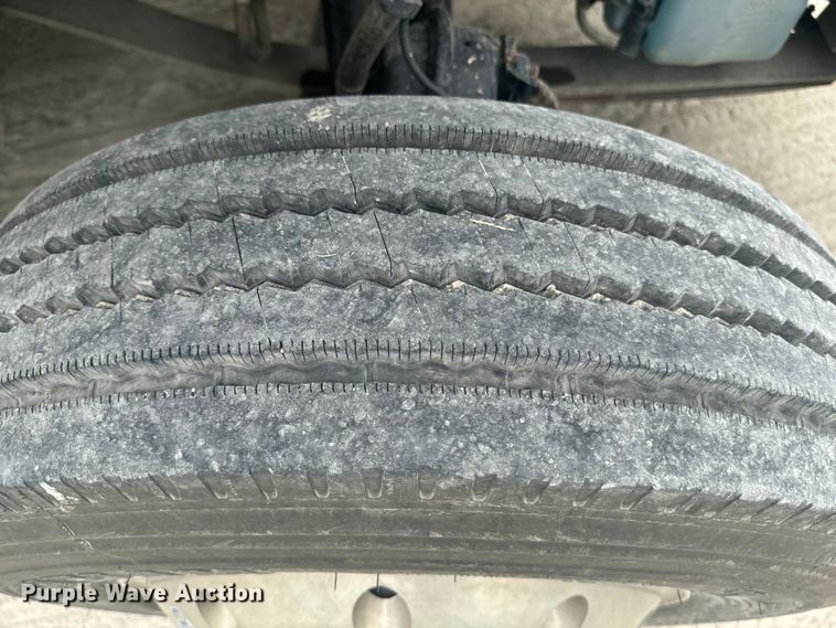 image for item EE7479 2015 Freightliner  Business Class M2 box truck