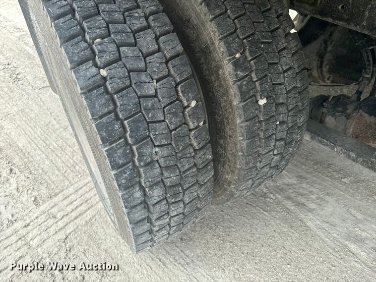 image for item EE7479 2015 Freightliner  Business Class M2 box truck