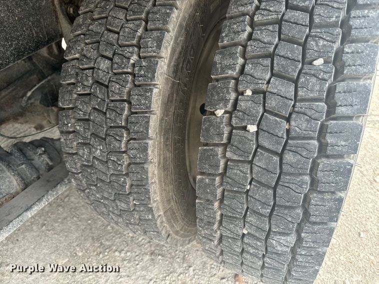 image for item EE7479 2015 Freightliner  Business Class M2 box truck