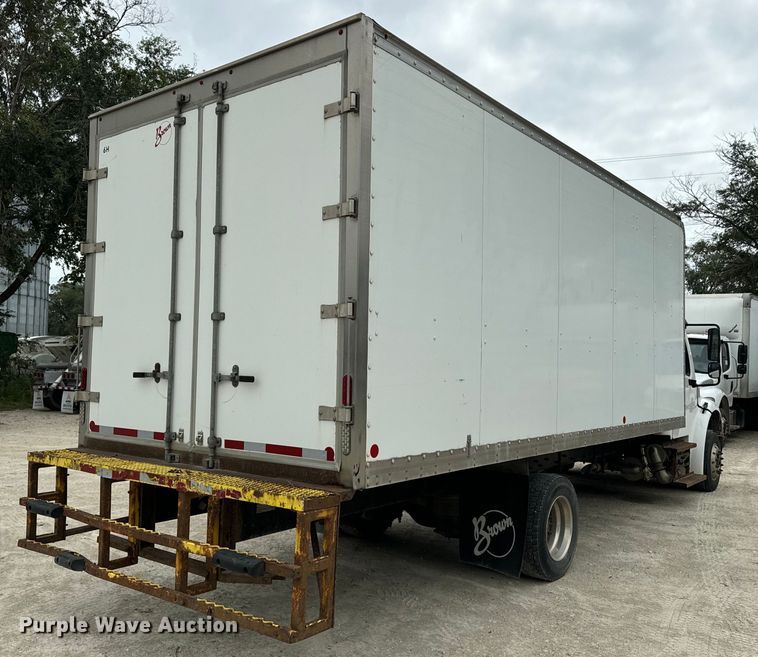 image for item EE7480 2017 Freightliner Business Class M2 box truck