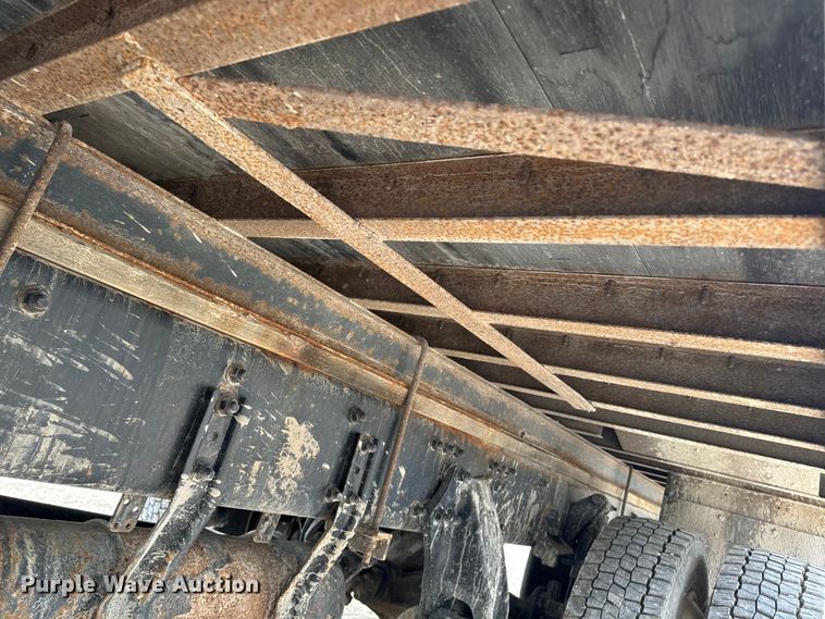 image for item EE7480 2017 Freightliner Business Class M2 box truck