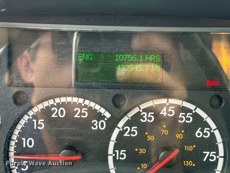 image for item EE7480 2017 Freightliner Business Class M2 box truck