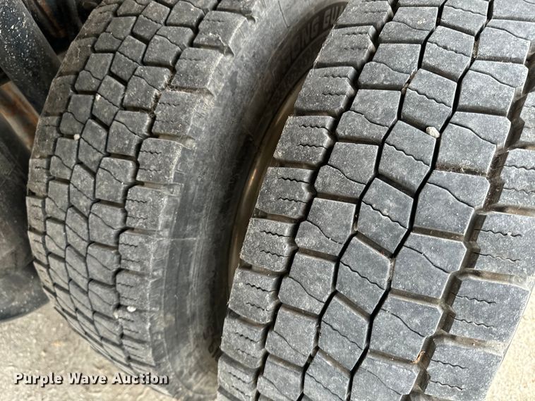 image for item EE7480 2017 Freightliner Business Class M2 box truck