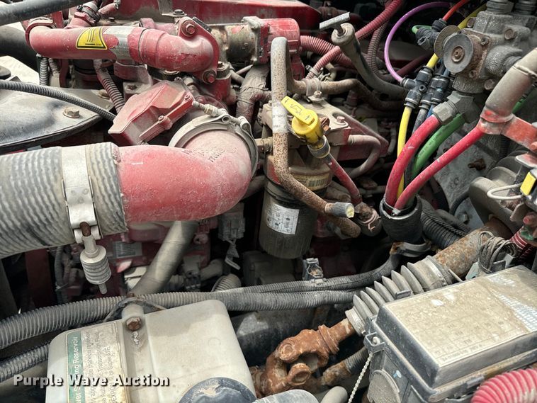 image for item EE7481 2017 Freightliner M2106 box truck