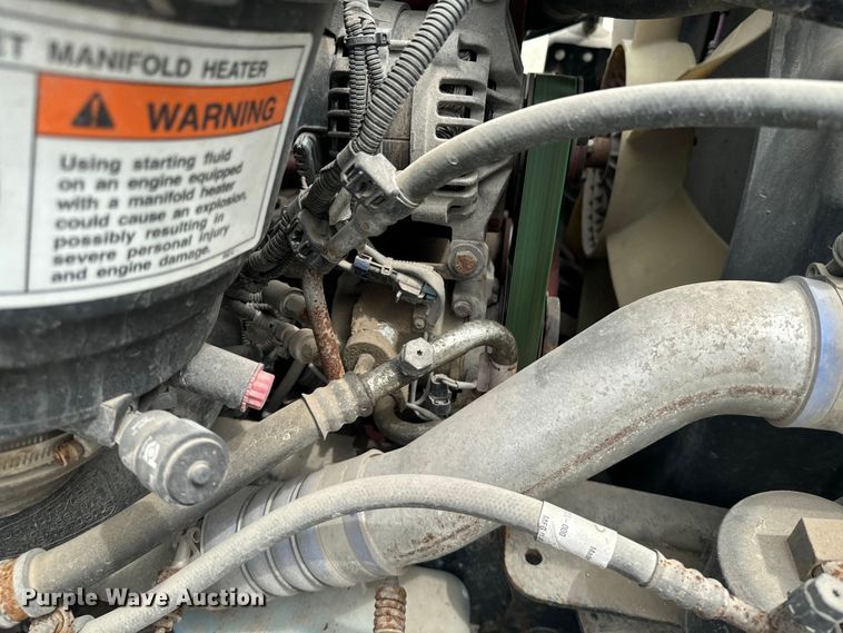 image for item EE7481 2017 Freightliner M2106 box truck