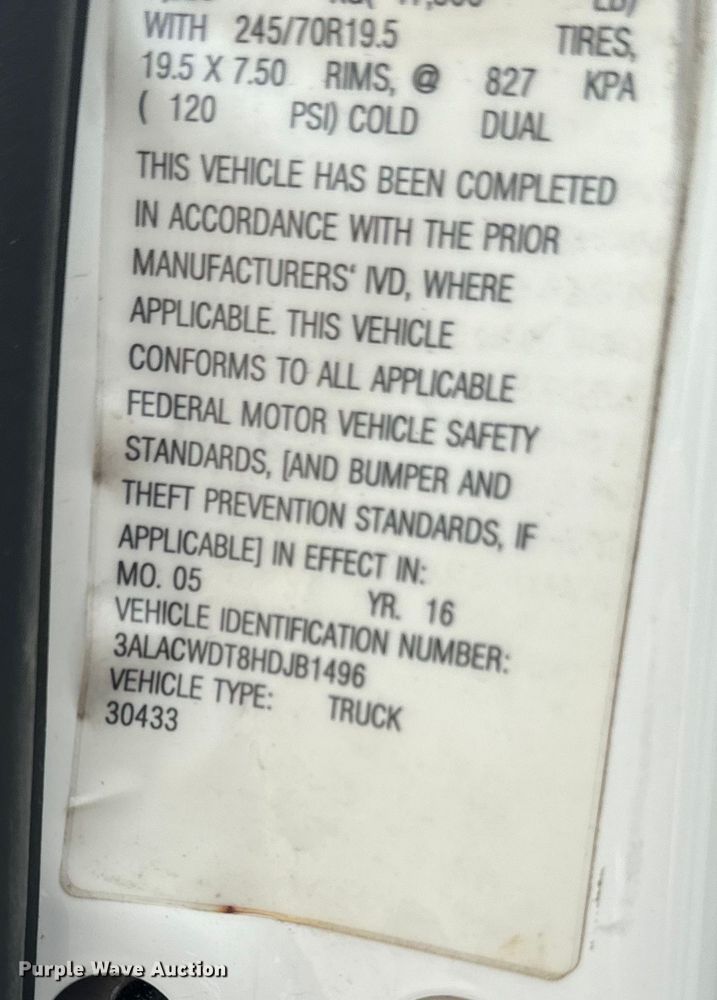 image for item EE7481 2017 Freightliner M2106 box truck