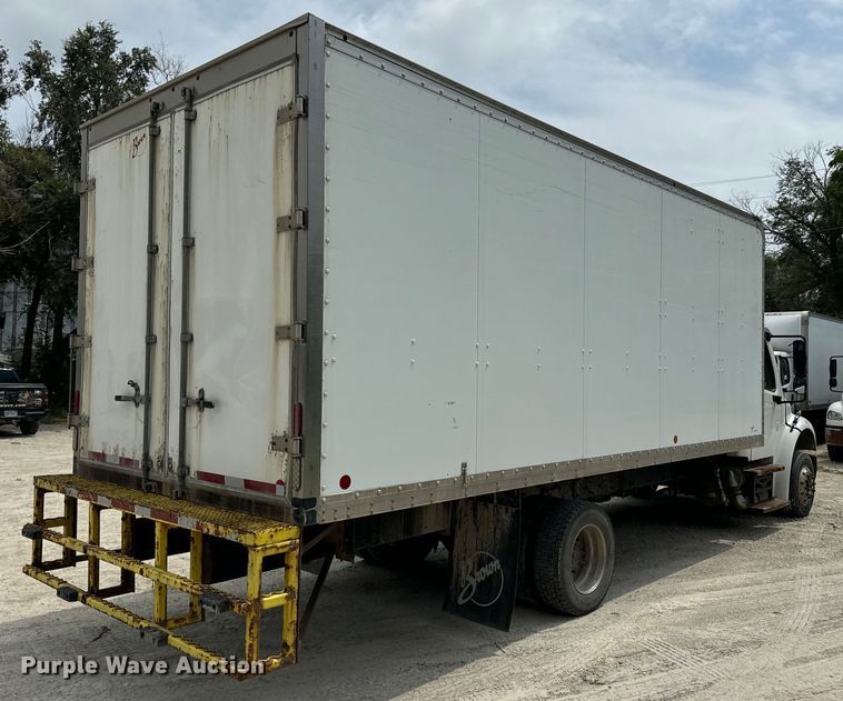 image for item EE7482 2017 Freightliner Business Class M2 box truck