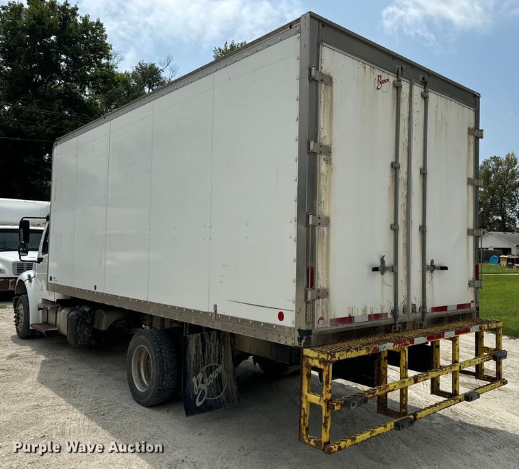 image for item EE7482 2017 Freightliner Business Class M2 box truck