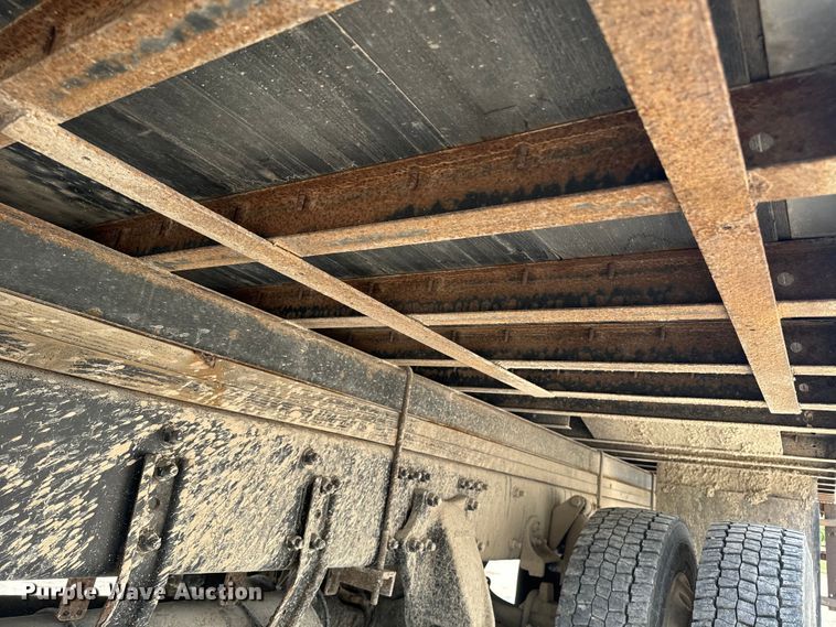 image for item EE7482 2017 Freightliner Business Class M2 box truck