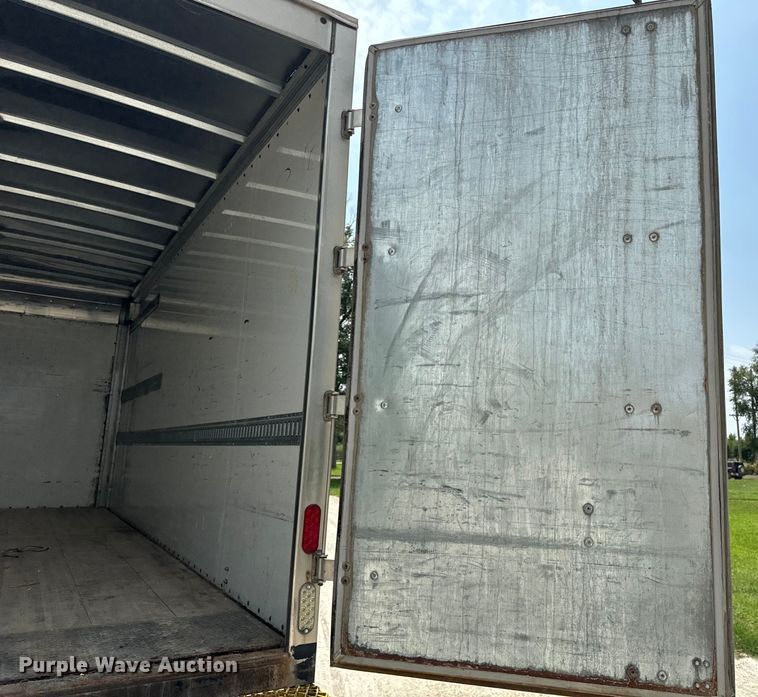 image for item EE7482 2017 Freightliner Business Class M2 box truck