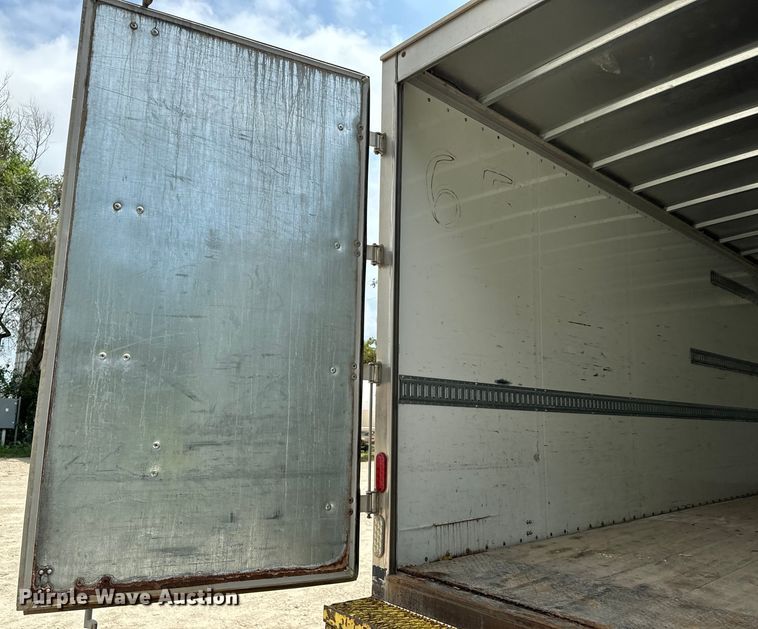 image for item EE7482 2017 Freightliner Business Class M2 box truck