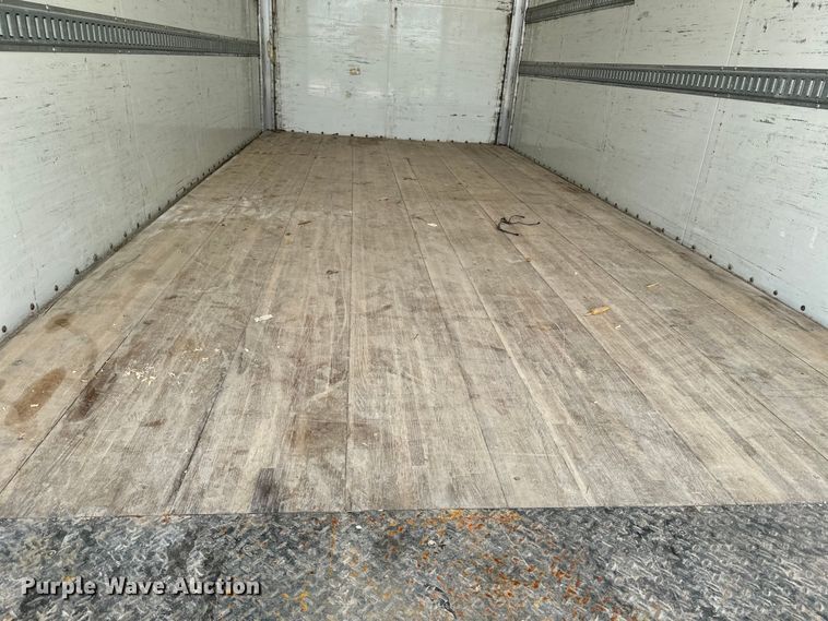 image for item EE7482 2017 Freightliner Business Class M2 box truck