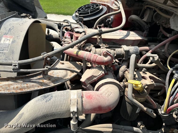 image for item EE7482 2017 Freightliner Business Class M2 box truck